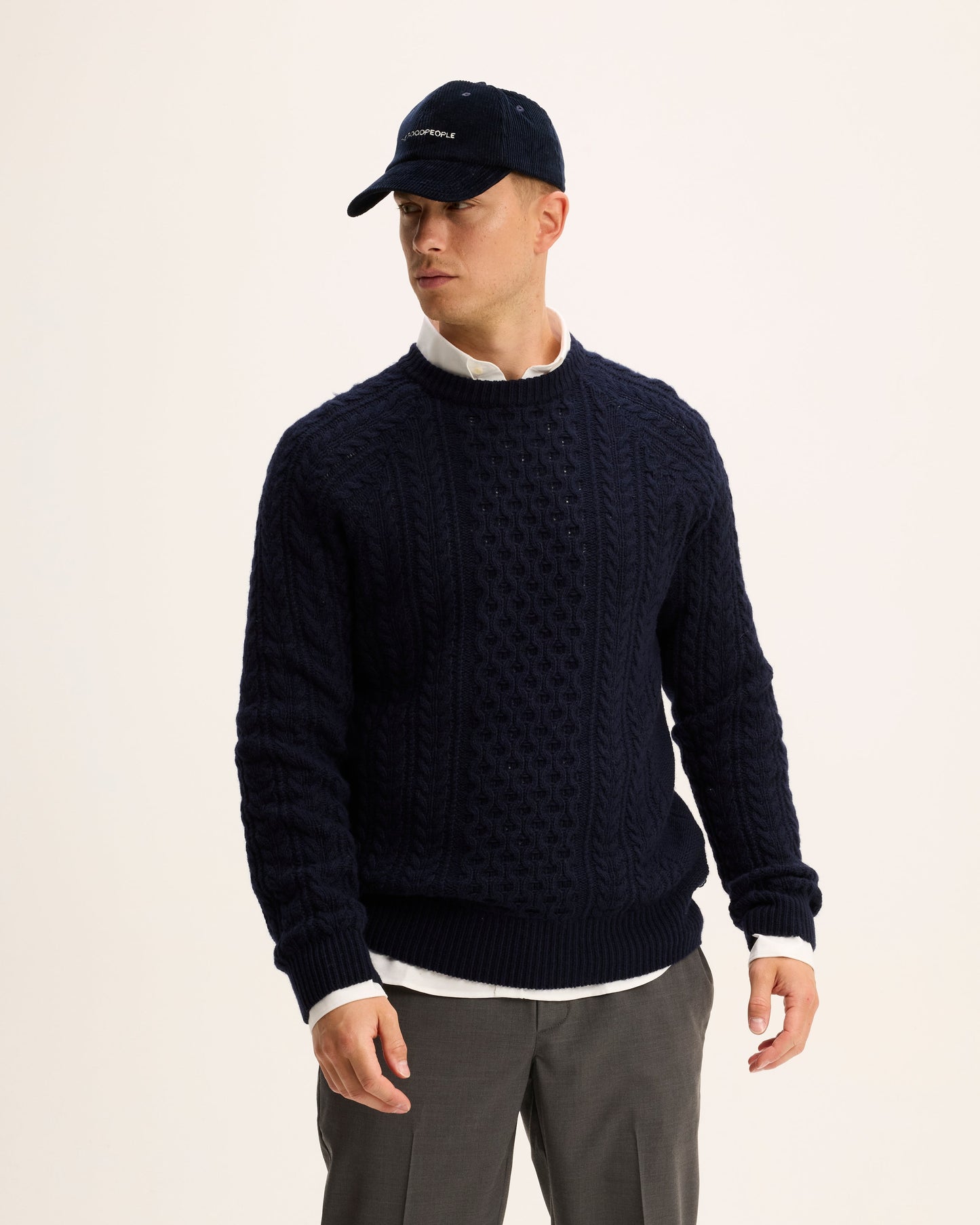 Kpattern knitted sweater