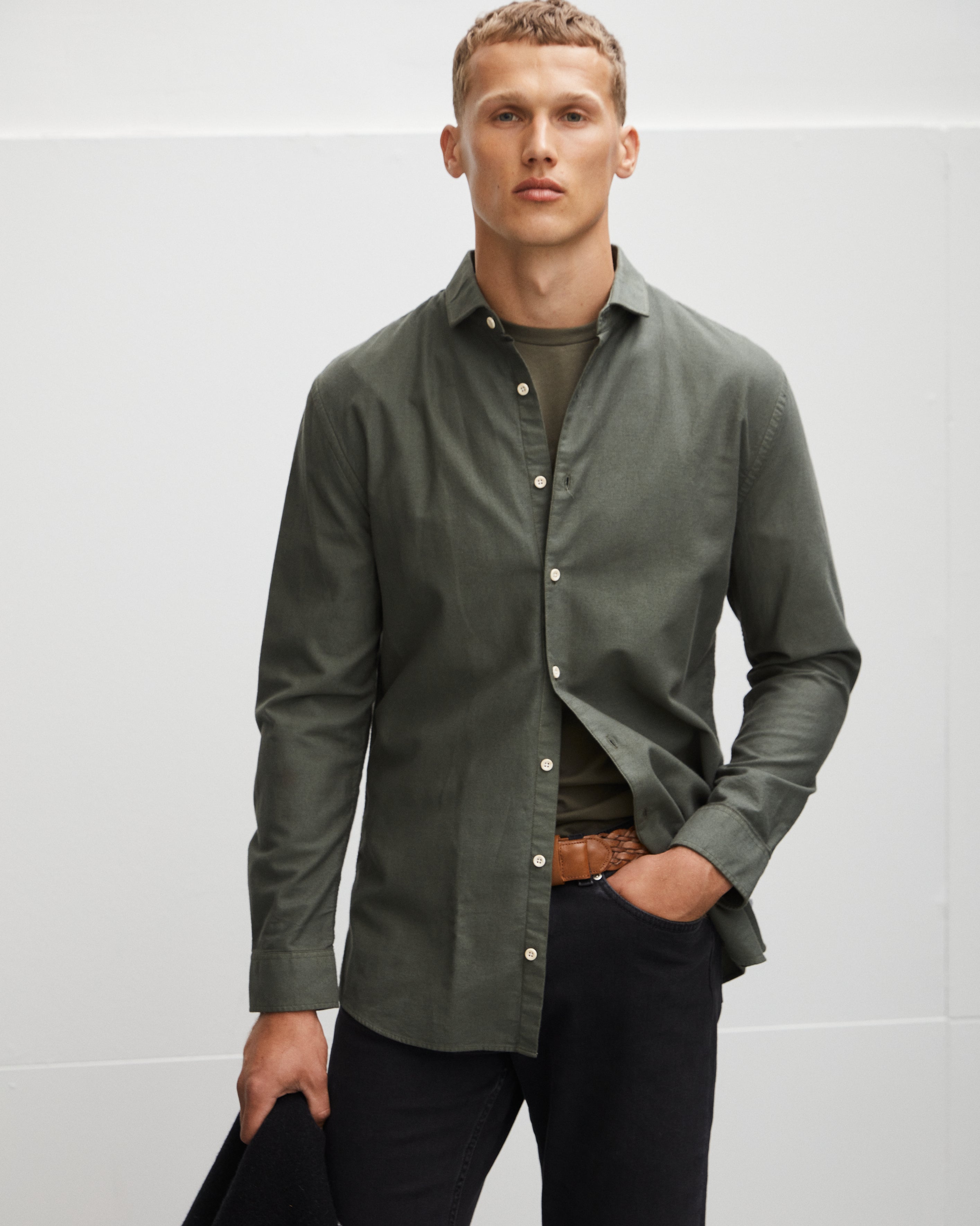 Flanel garment dye shirt